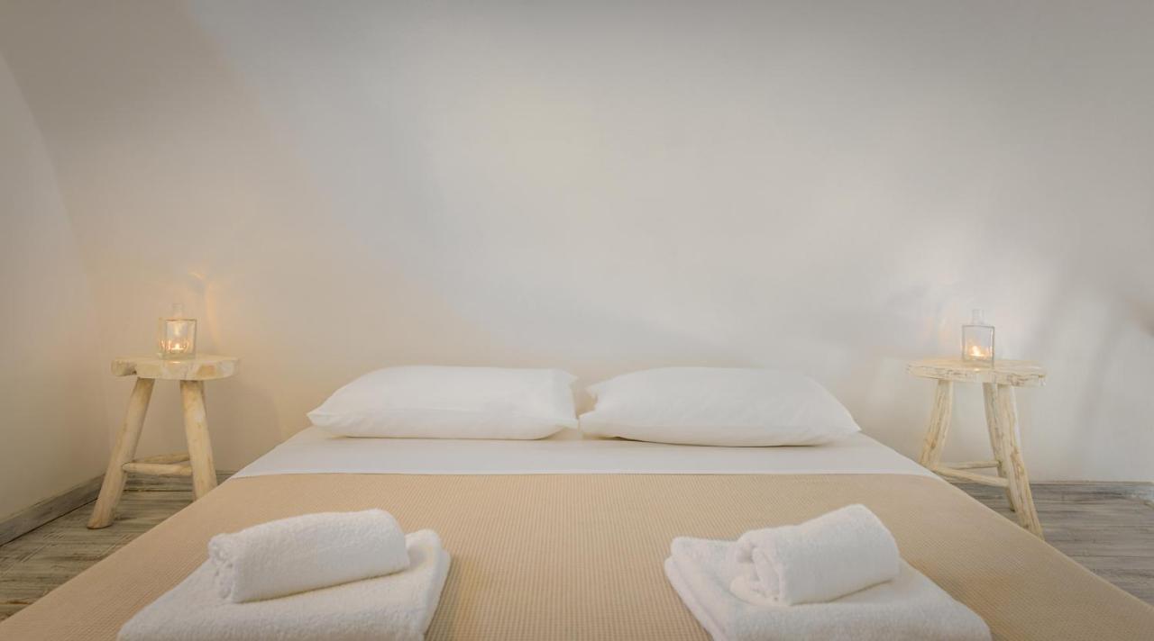 Aparthotel Santolia Caldera à Oia  Extérieur photo